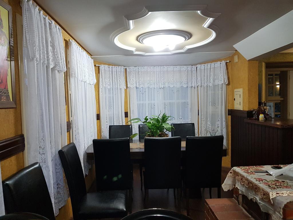 Residencia No Centro De Gramado Βίλα Εξωτερικό φωτογραφία